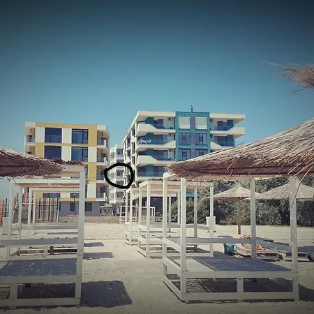 London 18 アパート ナボダリ